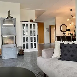 Villalaegenhet I Askim Med Havsutsikt , Göteborg Sverige